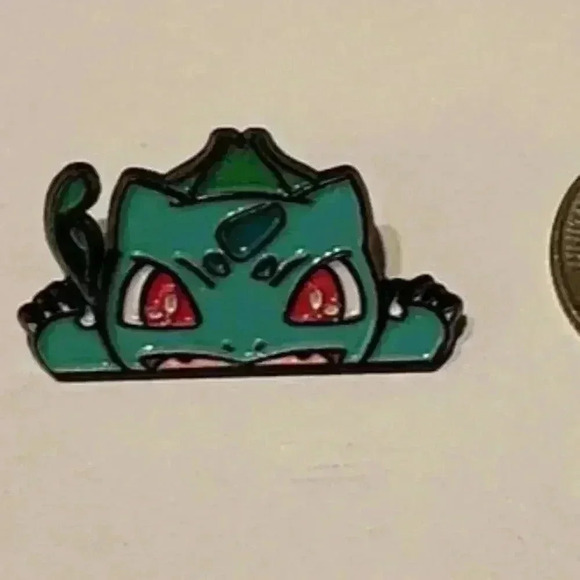 Peeking Bulbasaur Kanto Starter Enamel Pin – Adorable Pokémon Collector's Gem! - Picture 3 of 4